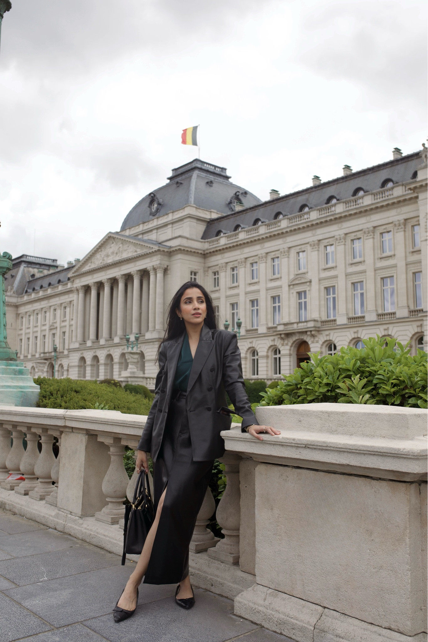Exploring Brussels for the day in style 🥰

#LTKStyleTip #LTKWorkwear #LTKFindsUnder100