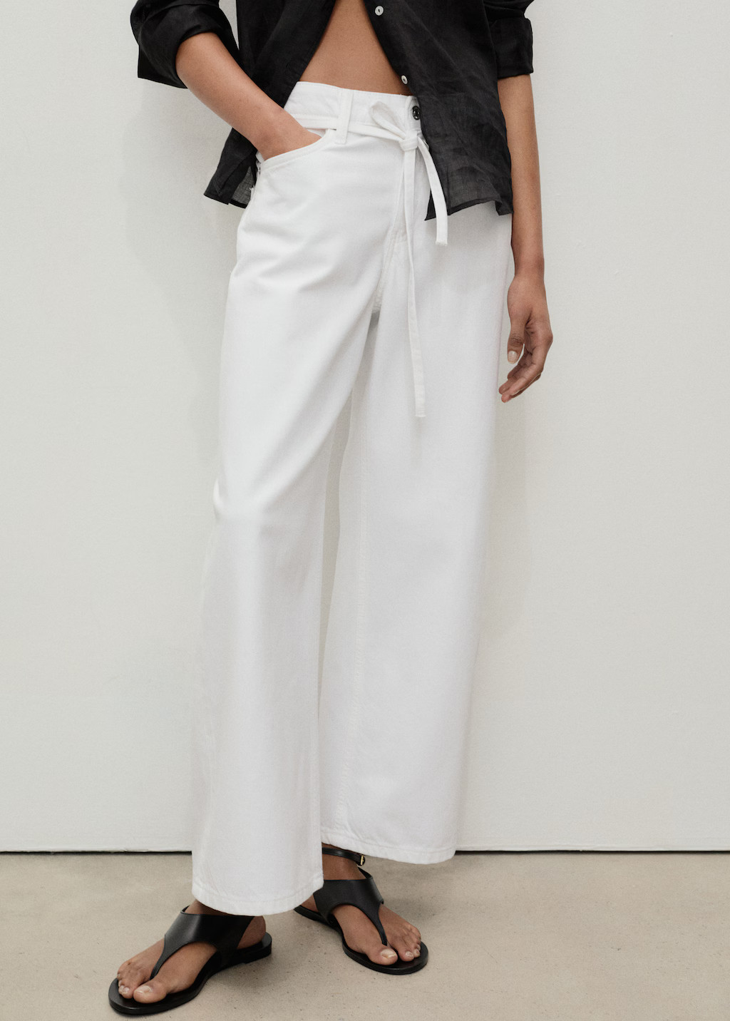 Balloon jeans with belt - Women | MANGO United Kingdom | MANGO (UK)