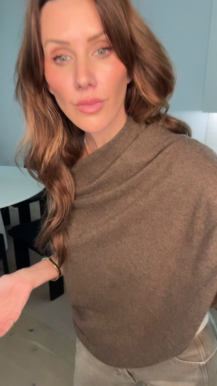 cashmere sweaters at fantastic price points // off the shoulder sweater // monochrome style
