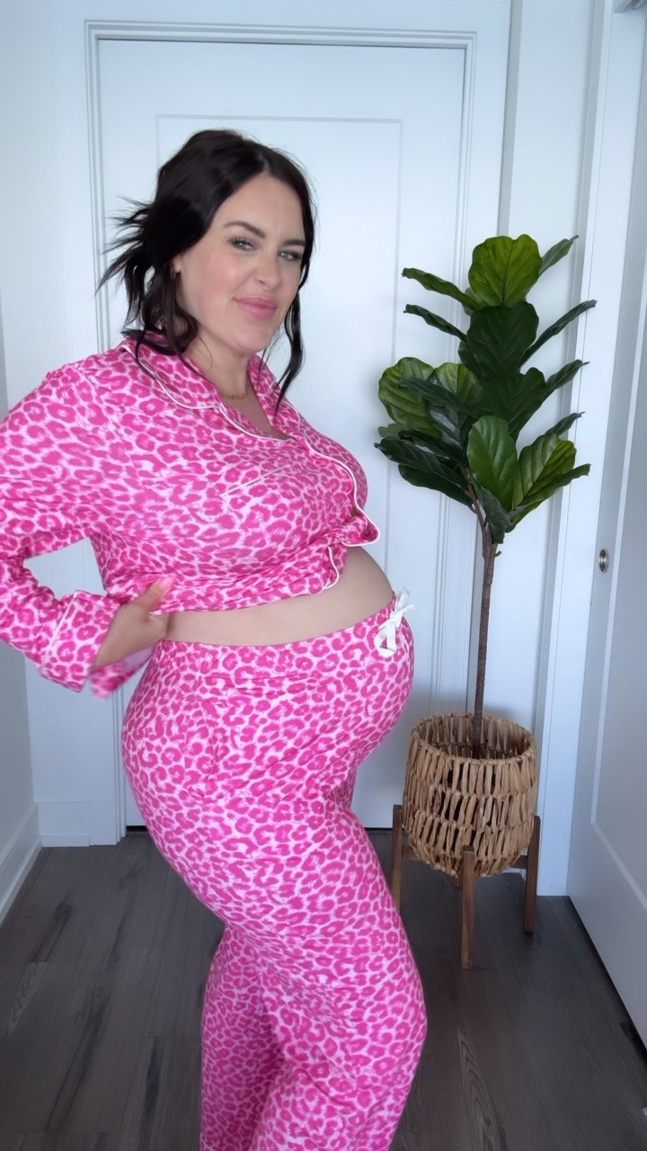 Bump friendly super comfy pjs from Amazon! Non maternity 💕

#LTKsummer #LTKmaternity #LTKmidsize