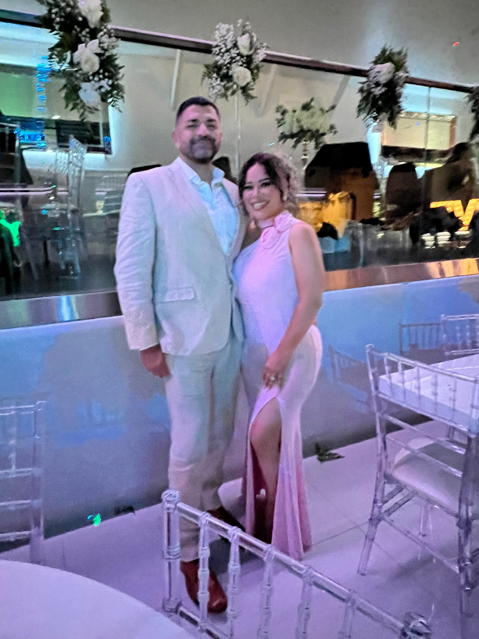 Obsessed with this dress, very comfortable material with some stretch! Wearing my true size US 6 