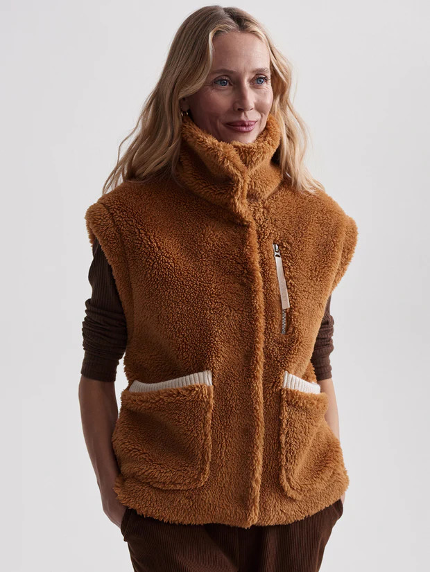 Balter Relaxed Sherpa Gilet | Varley US | Varley USA