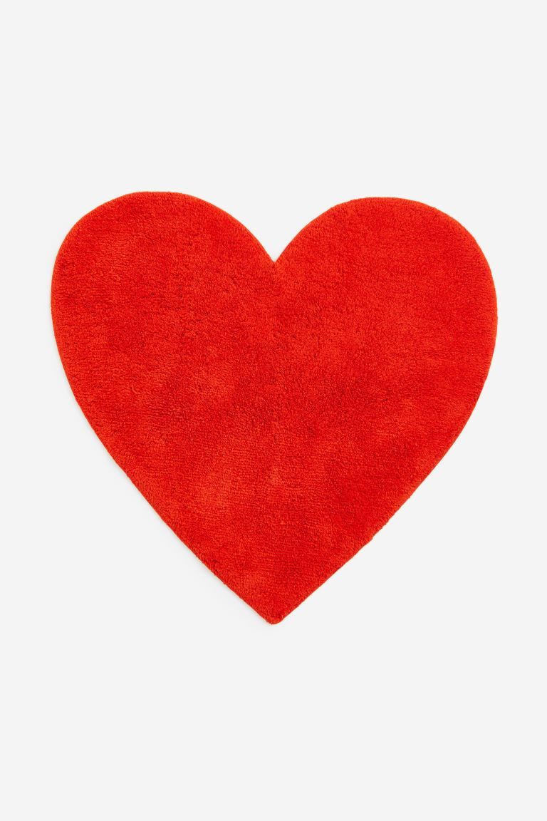 Tufted Heart Rug - Bright red - Home All | H&M US | H&M (US + CA)
