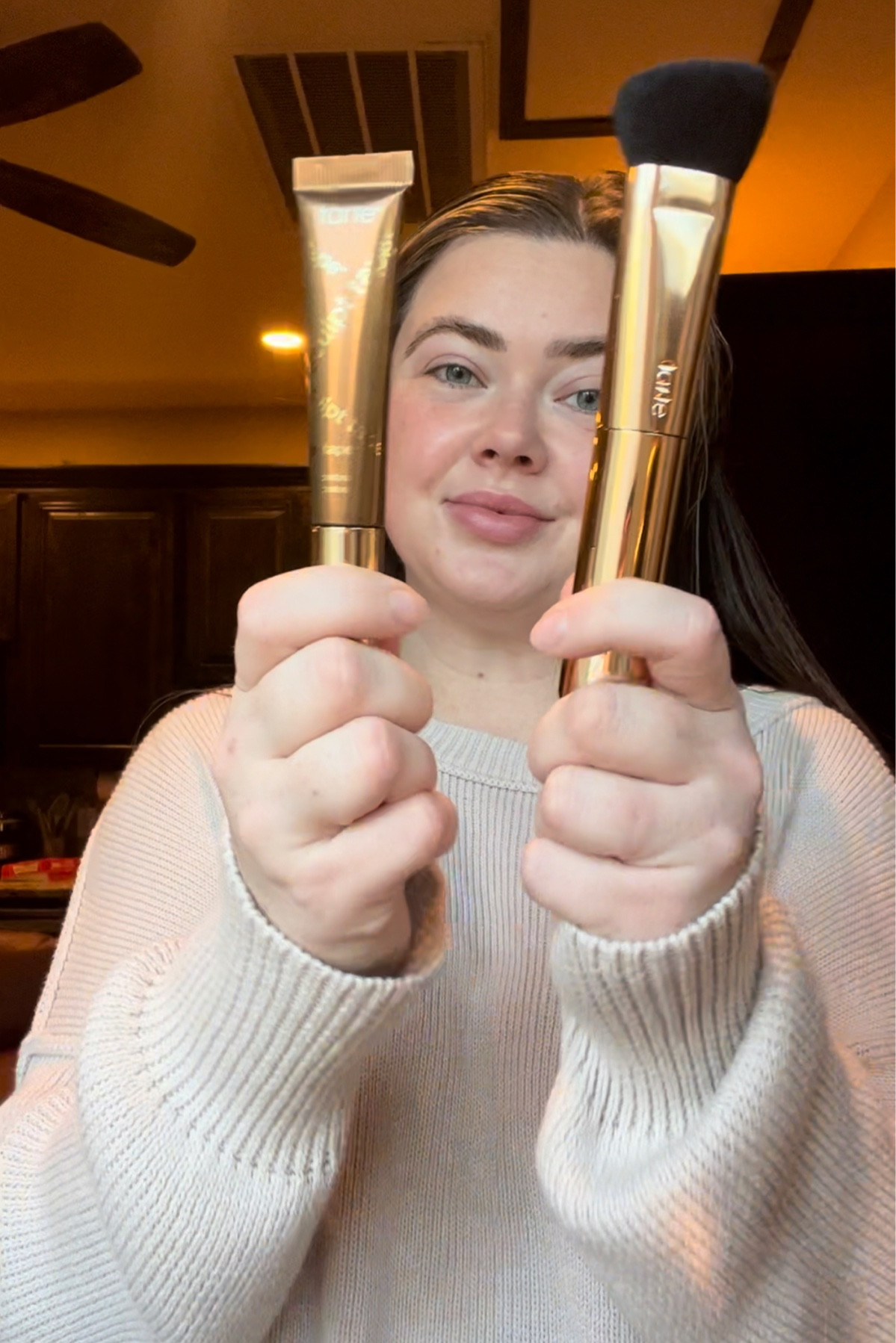 The new Tarte sculpt tape is amazing 

#LTKFind #LTKunder50 #LTKbeauty