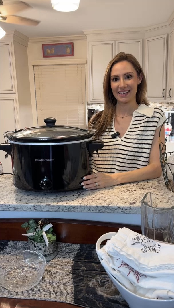 My mom got this 10 quart crock pot slow cooker recently and I’m blown away by the size! Great for holidays and family gatherings. Also, great for on the go with the secure closure shown in the video! 

#LTKHome #LTKVideo #LTKFindsUnder100
