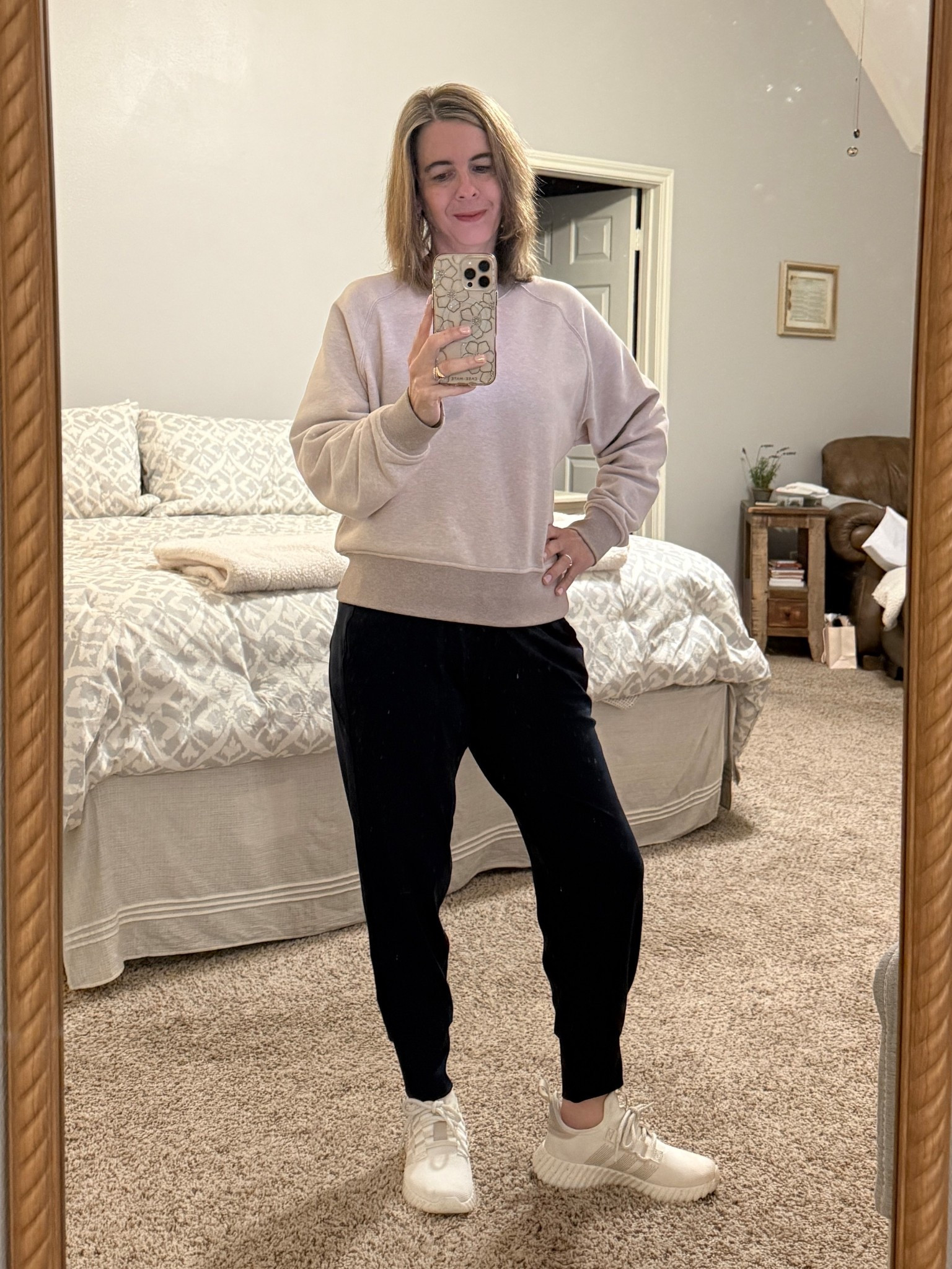 Get the look! Casual OOTD 🤍
cozy sweatshirt, joggers, and casual sneakers, great for on the go! 


#LTKOver40 #LTKPetite #LTKootd