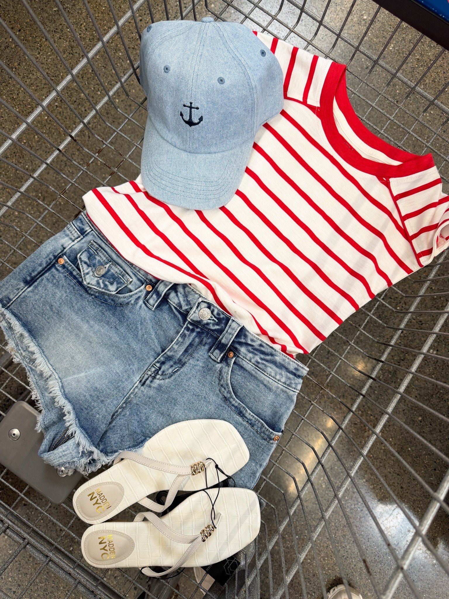 Red, white, and cute! Wear this style all summer long 🥰

#LTKdayinmylife #LTKootd #LTKSeasonal