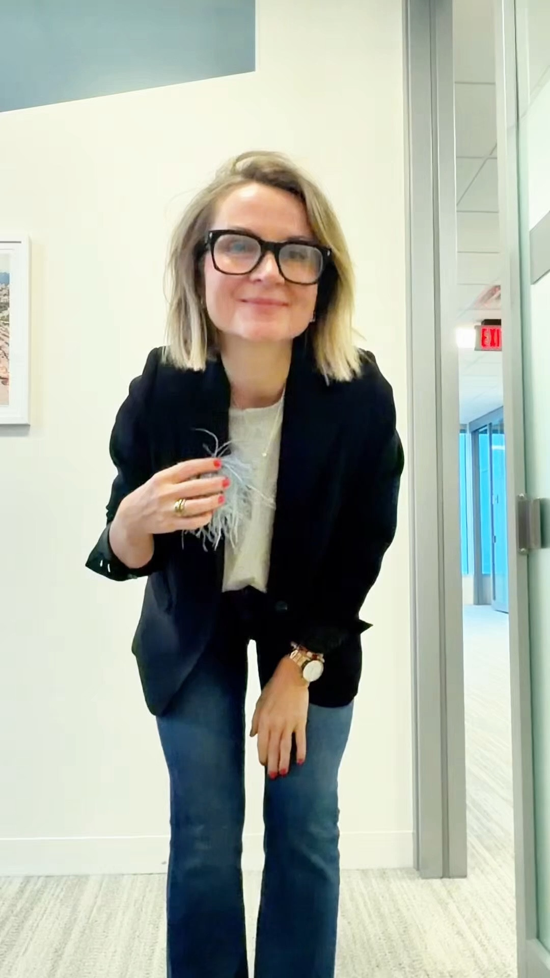 … to work in the office. How cute is little feather brooch from Amazon?!

#LTKdayinmylife #LTKWorkwear #LTKootd