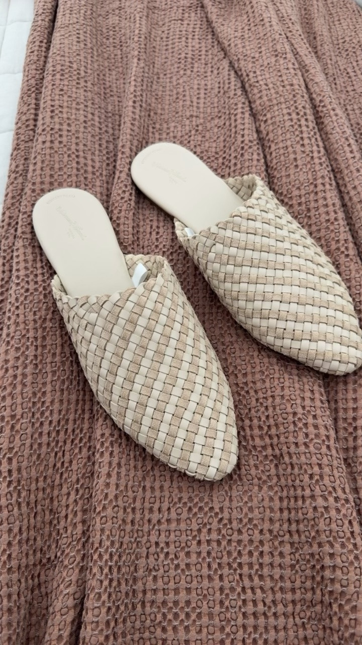 My favorite mules From @Target are back and in a new chocolate Brown! Also added my end of bed blanket we have been loving! ￼￼

#LTKHome #LTKMidsize #LTKOver40