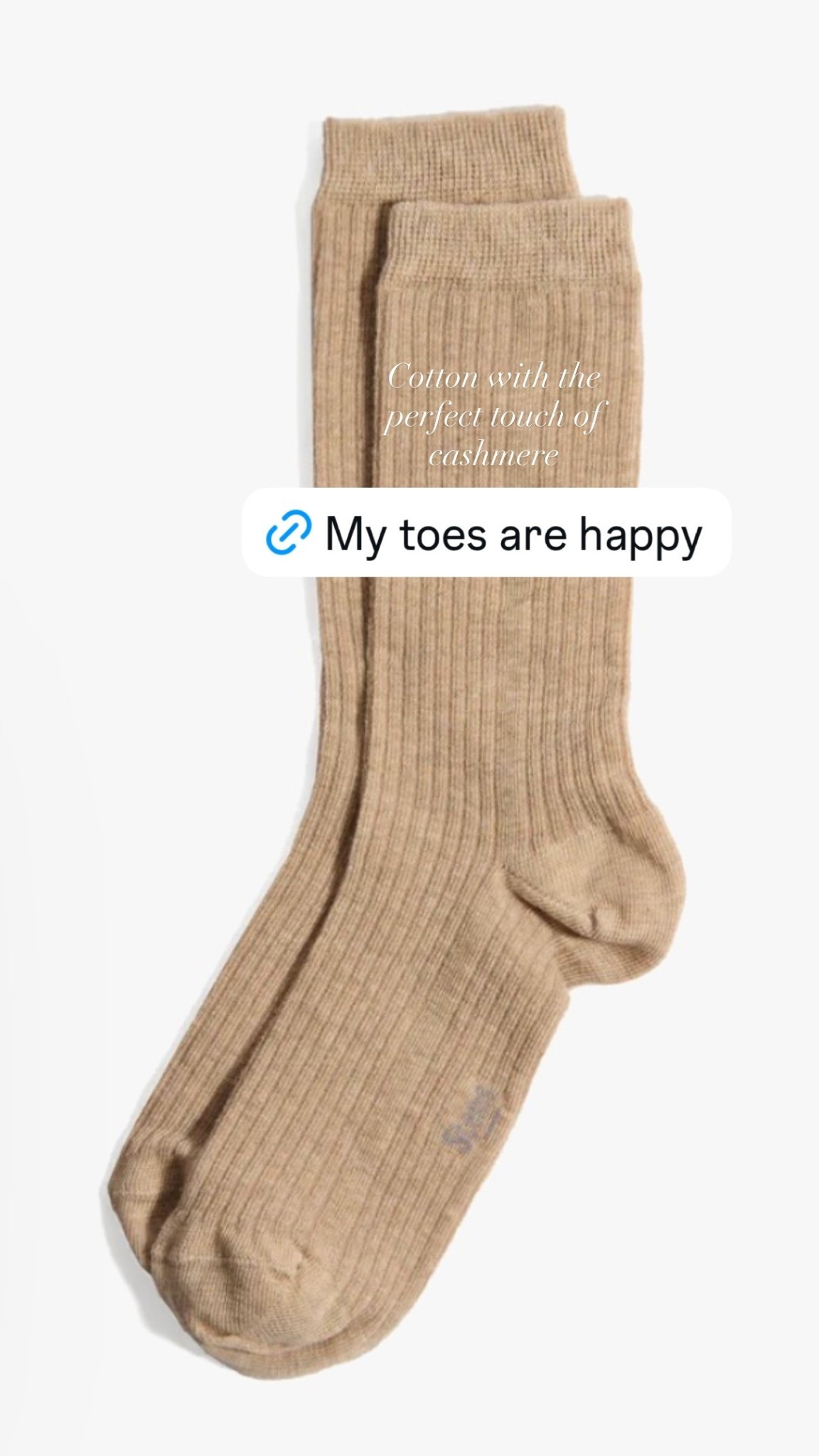 Linked similar cashmere socks here.

#cashmeresocks
#classicstyle
#littleluxury
#accessories
#chicstyle

#LTKSeasonal #LTKValentine #LTKootd