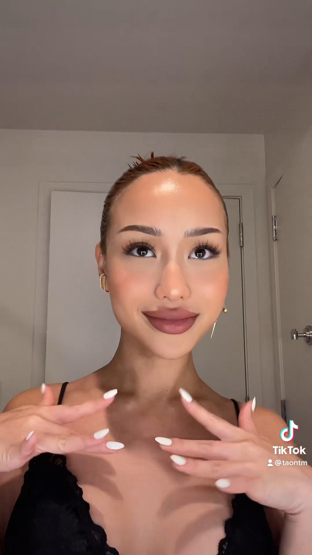 Grwm: quick dinner look 🖤

#LTKbeauty