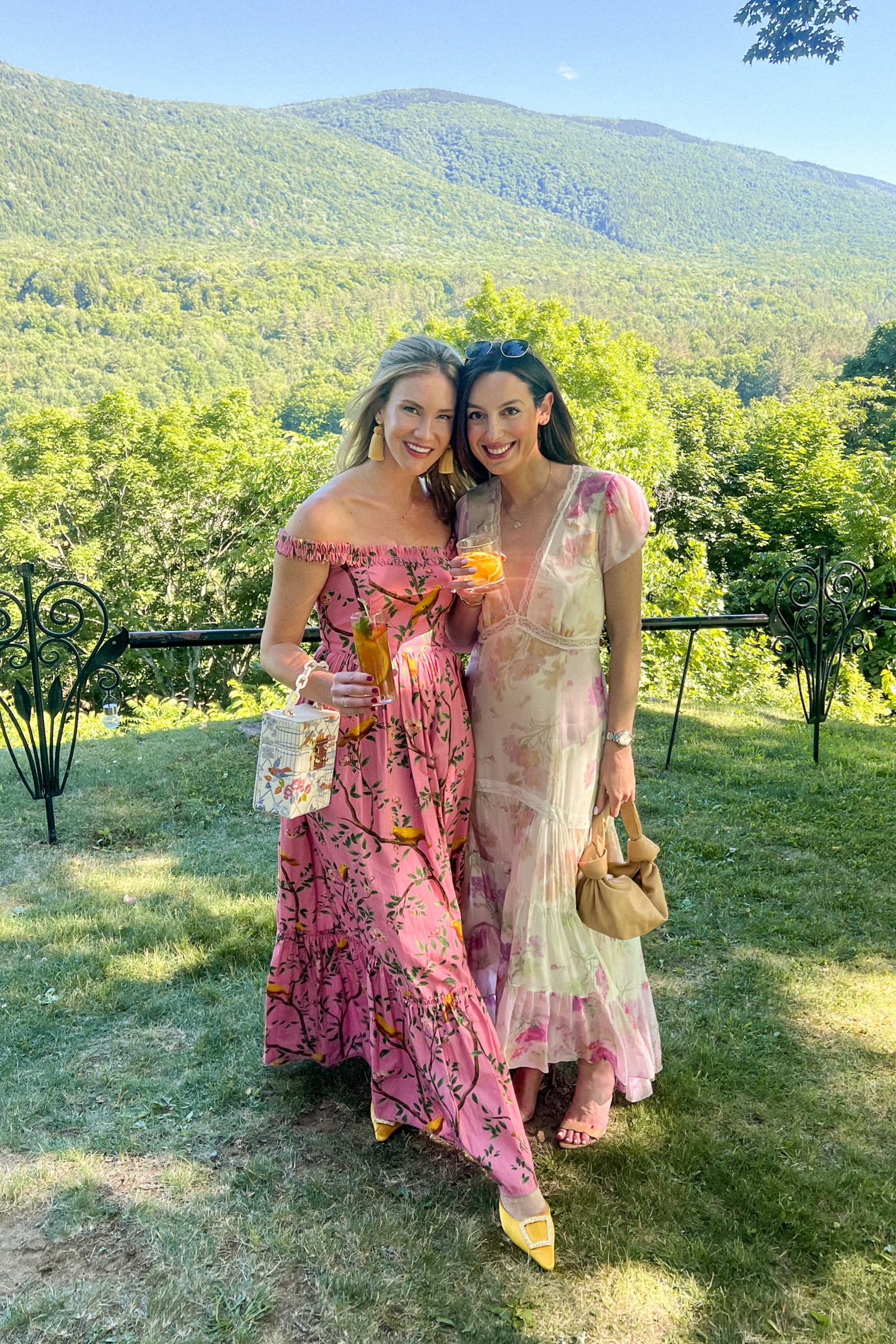 Agua Bendita Dress is sold out everywhere but linked similar and shoes (on sale!)

Pops of yellow 
Wedding guest 
Summer wedding look


#LTKShoeCrush #LTKWedding #LTKSaleAlert