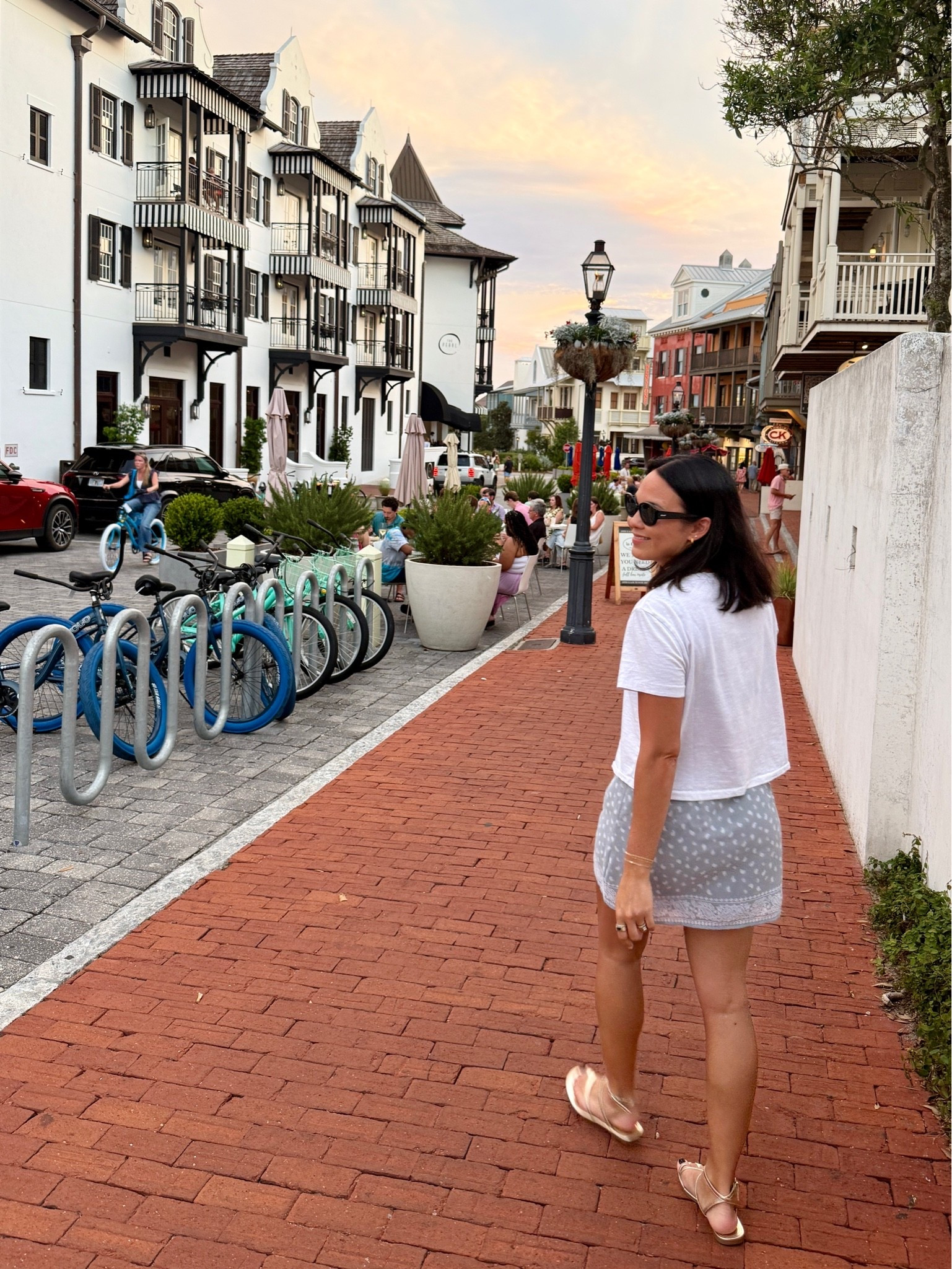 This skirt on repeat all summer long! Oh, and the essential white tee and sunglasses, duh.

#LTKootd #LTKSeasonal #LTKTravel