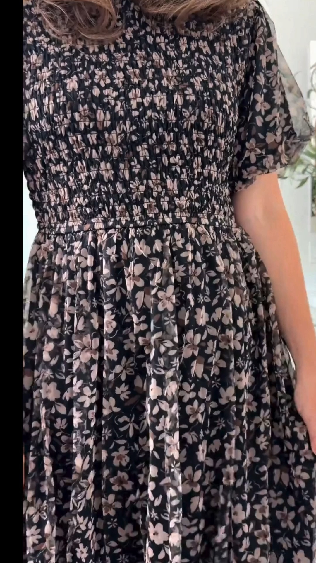 Fall family picture dress wearing a small

#LTKootd #LTKPetite

Comment SHOP below to receive a DM with the link to this post on my LTK ⬇ https://liketk.it/6njAx