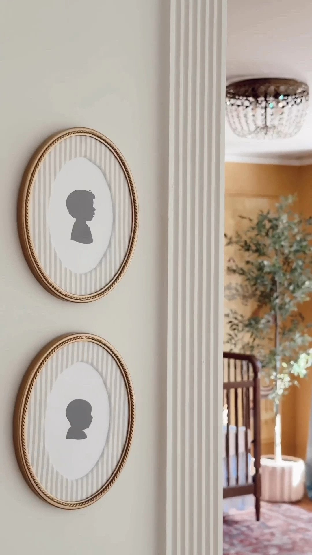 More like CraftGPT 💁🏻‍♀️✨ I called in some assistance to make  silhouette portraits! I had these printed on a linen-texture paper and spruced up these frames with some fabric for some gorgeous portraits! Comment ‘shop’ and I’ll DM you what I used for this project ❤️