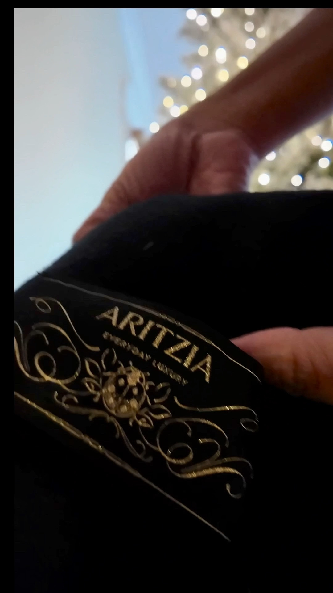  I’ve been looking for a  100% cashmere scarf  because theyre exceptionally soft, lightweight, and provide superior warmth, feeling much warmer than regular wool while being gentle on skin

#LTKOver40 #LTKGiftGuide #LTKootd