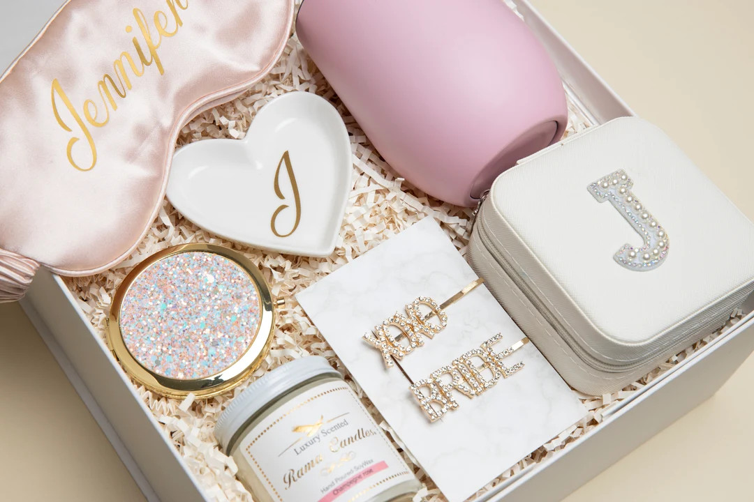 Bride Hamper Gift Box Best Friend Engagement Gift Bridal Shower Gift Future Mrs Wedding Gift Pers... | Etsy (CAD)