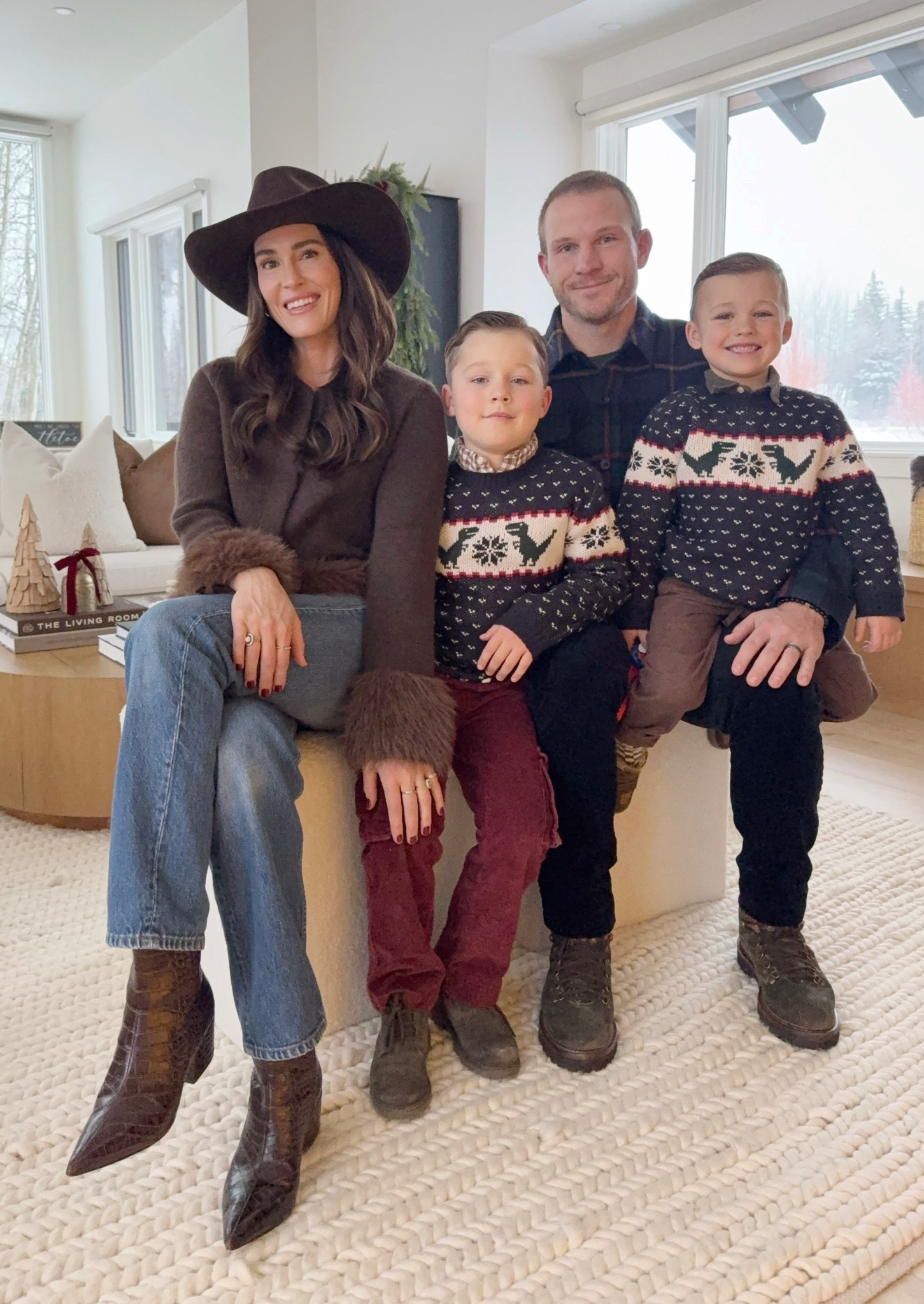 Christmas cowgirl outfit! New brown booties I’m obsessed with 🤠🤎

Winter fashion 
Cowboy hat 

#LTKootd