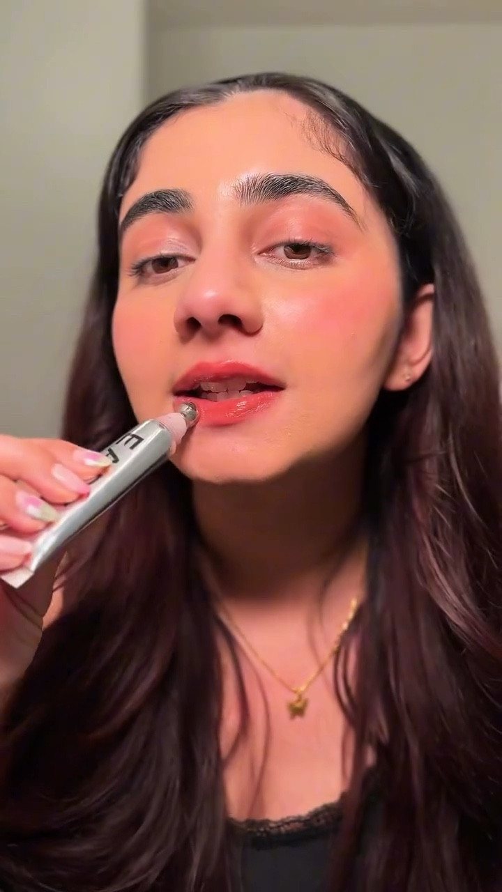 might be the best neutral lip balm🌿🫚

@eadem.co Fig Sauce Lip Softening Balm #lipbalm #trendinglipbalm #lipbalmaddict #lips #brownlipcombo trending lip balm, #tiktokmademebuyit #tiktokshoploveatfirstfind #makeuptok #favoritelipcombo favorite lip combo, best neutral lip combo, mauve lip sticks #bestlipcombo