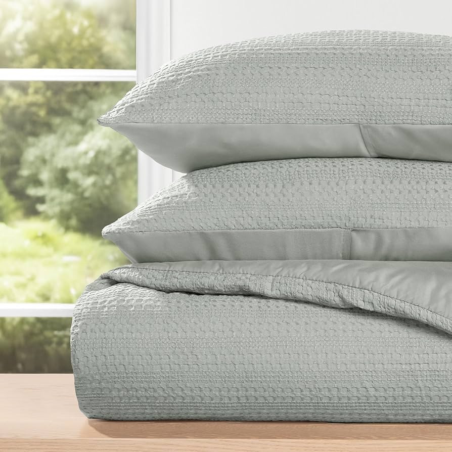 LINENS & HUTCH Waffle Textured 3 Piece Comforter Set All Season Down-Alternative Ultra Soft Beddi... | Amazon (US)