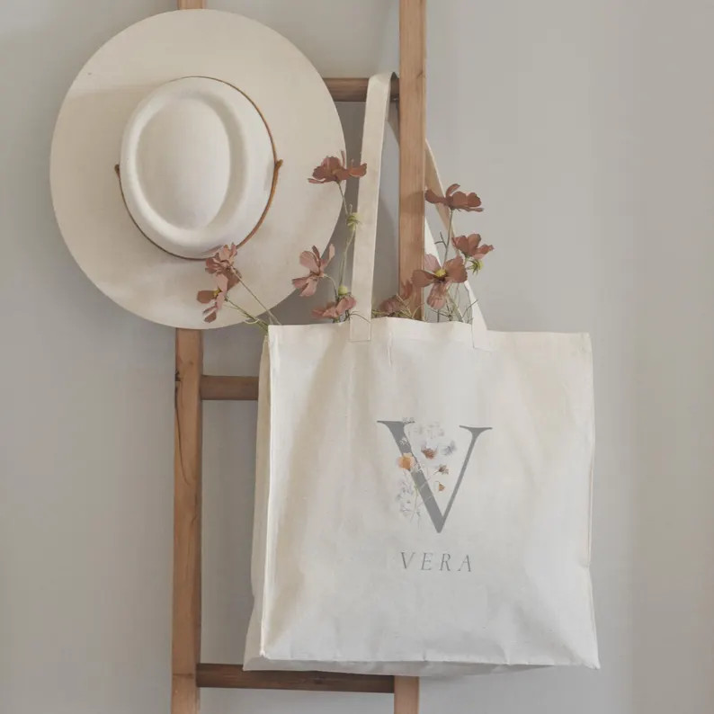 Initial Personalized Tote Bag, Floral Botanical Design, Gift Idea - Etsy | Etsy (US)