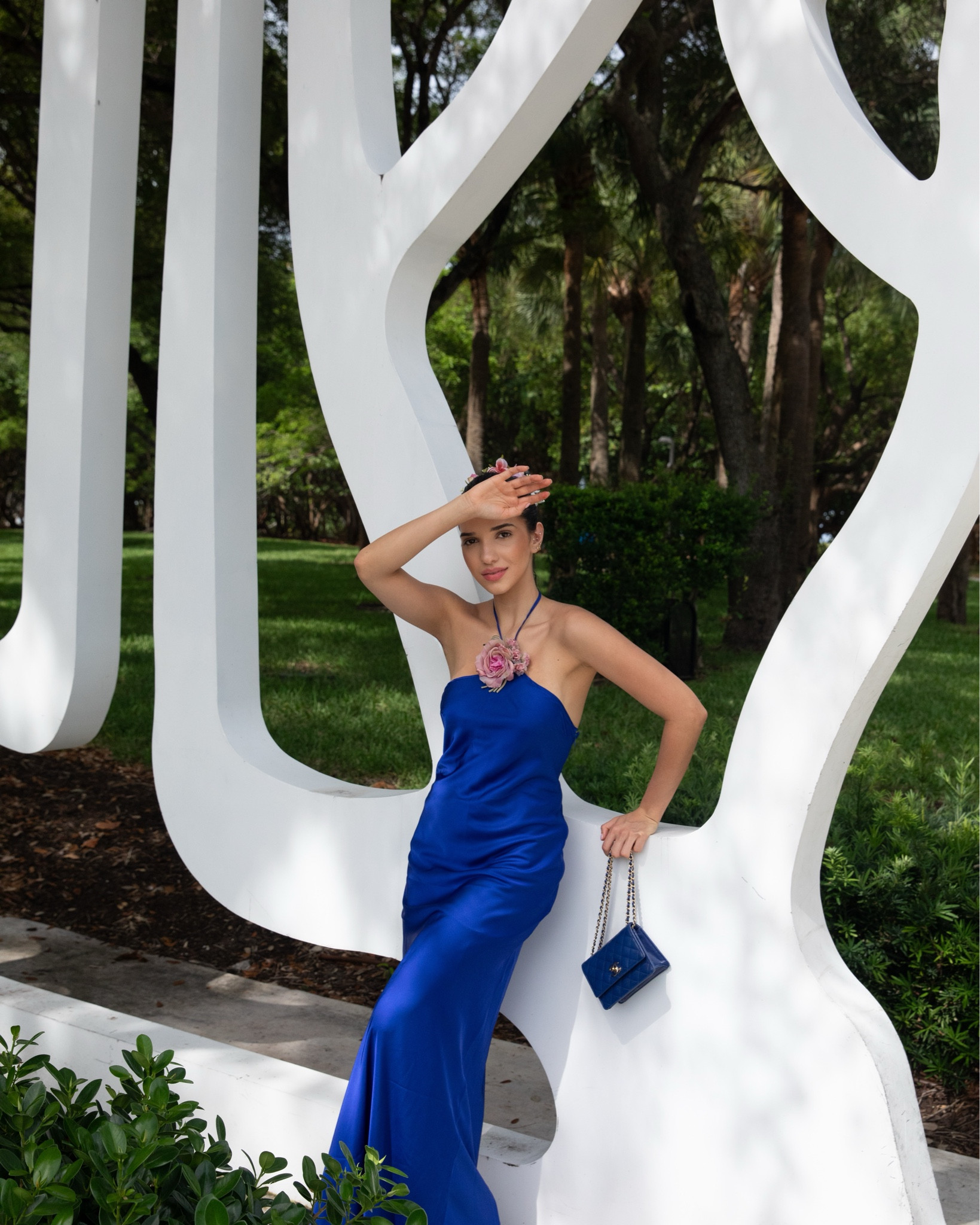 a girl who loves her flowers 💐

#LTKBeauty #LTKStyleTip #LTKTravel