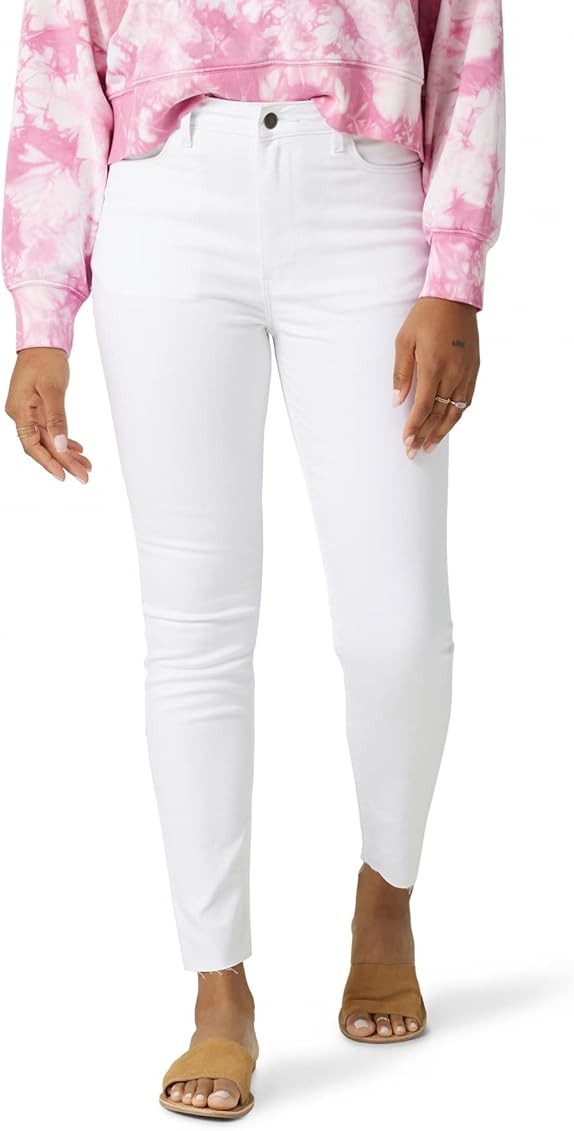Wrangler Women's High Rise Unforgettable Skinny Jean | Amazon (US)