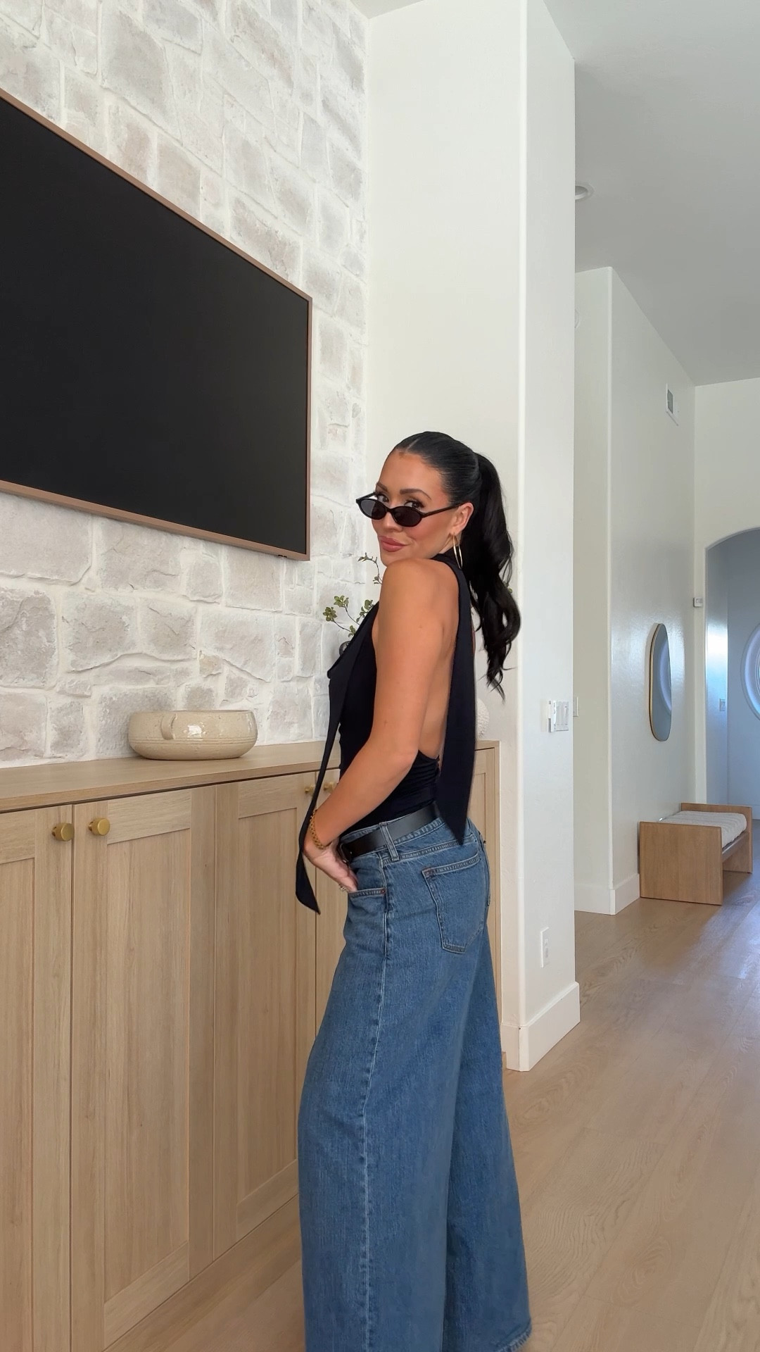 Abercrombie sale is going strong! Use code AFLTK for stackable savings of 25% off! I am in a size XS in all tops, size xxs in the scarf cardigan, size XS in the dress, and size 26 in all bottoms 🙏🏼

Fall outfits 
Wide leg denim
Cardigan 


#LTKFallSale #LTKStyleTip #LTKSeasonal