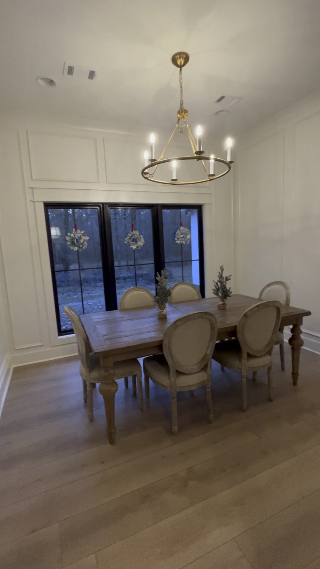 Forgive my Christmas video, I don’t have any recent photos of my dining room! But I love that my table is a self contained expandable leaf table! 

#LTKstyletip #LTKsalealert #LTKhome