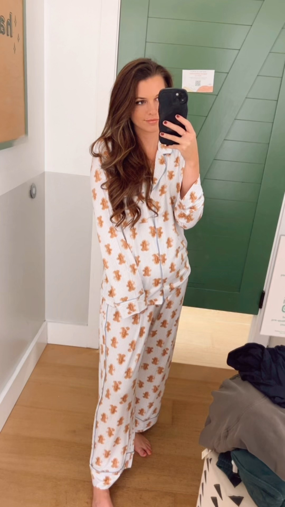 // Christmas pajamas // soft Christmas pajamas // gingerbread pajamas // aerie real soft pajamas - wearing a small in both // 

#LTKCyberWeek #LTKHoliday #LTKGiftGuide