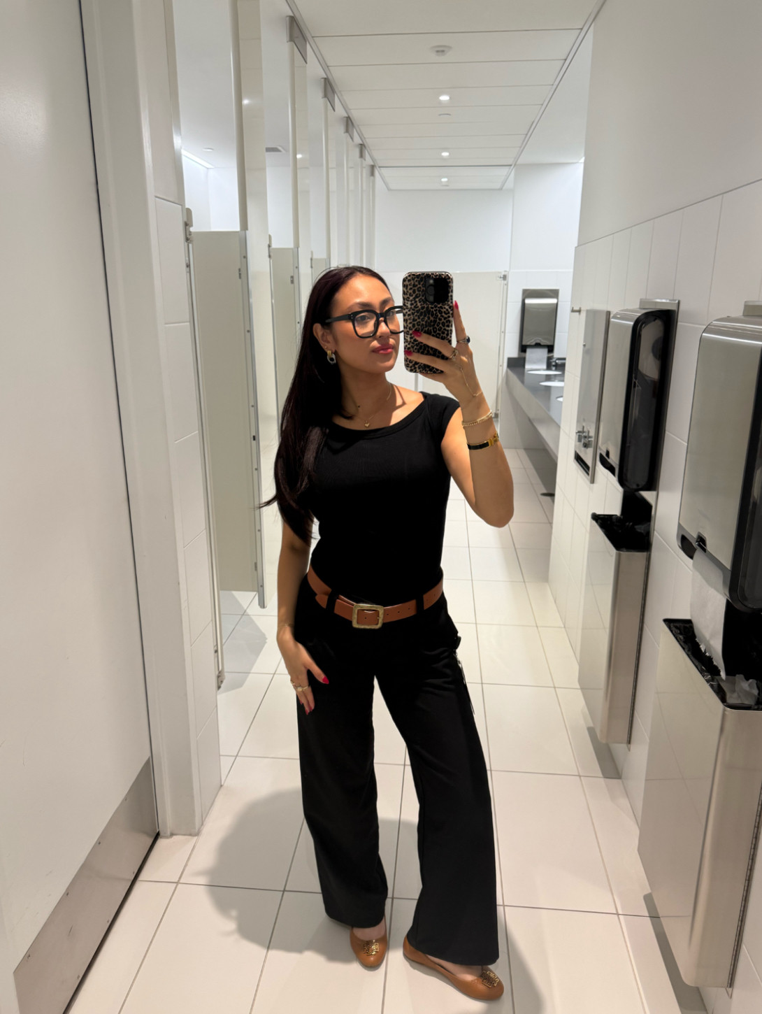 all black fit 🖤🐈‍⬛🌑

[item not linked]
top: Zara- boatneck t-shirt 

 

#LTKSeasonal #LTKStyleTip #LTKWorkwear