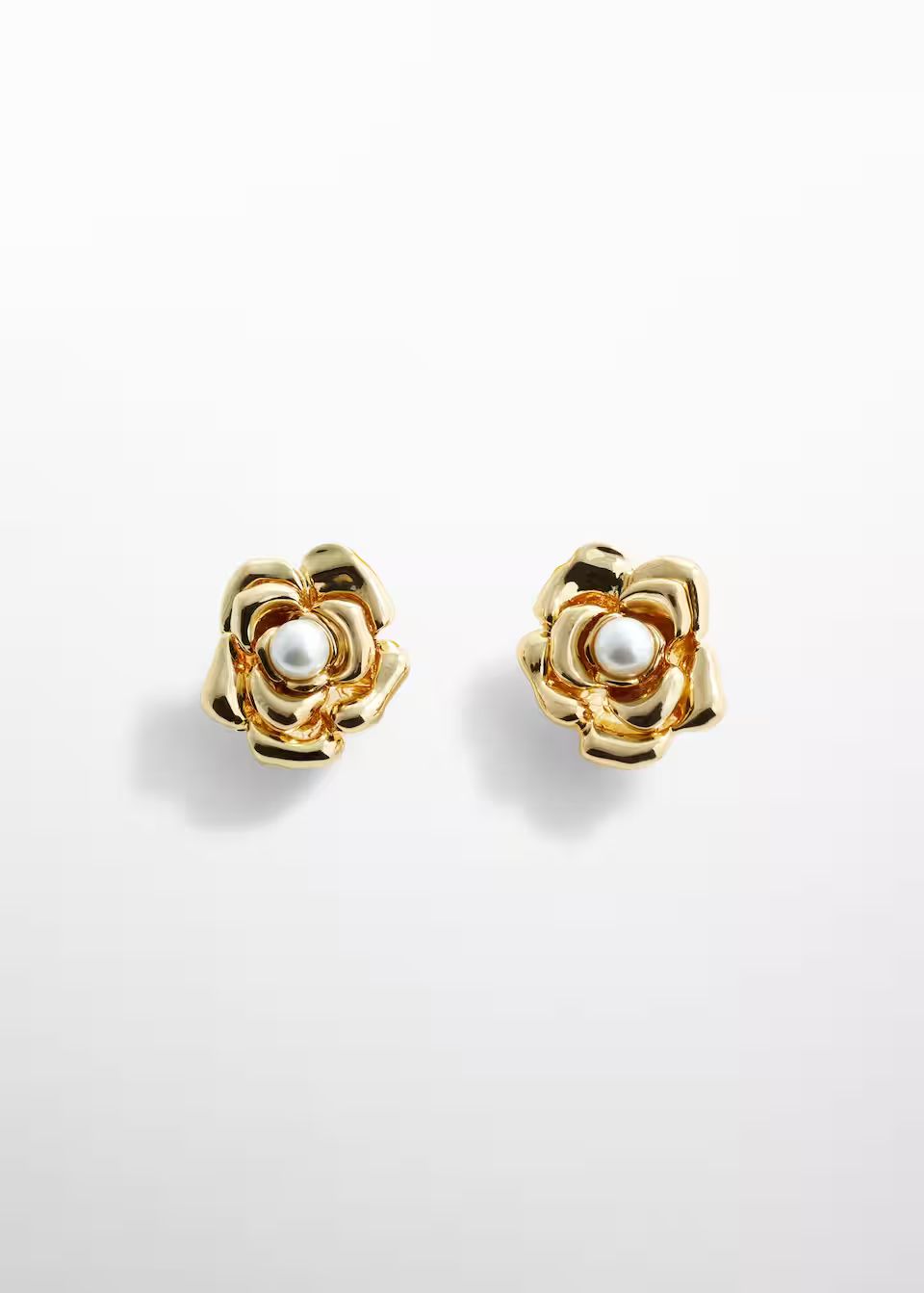 Pearl decoration flower earrings | MANGO (US)