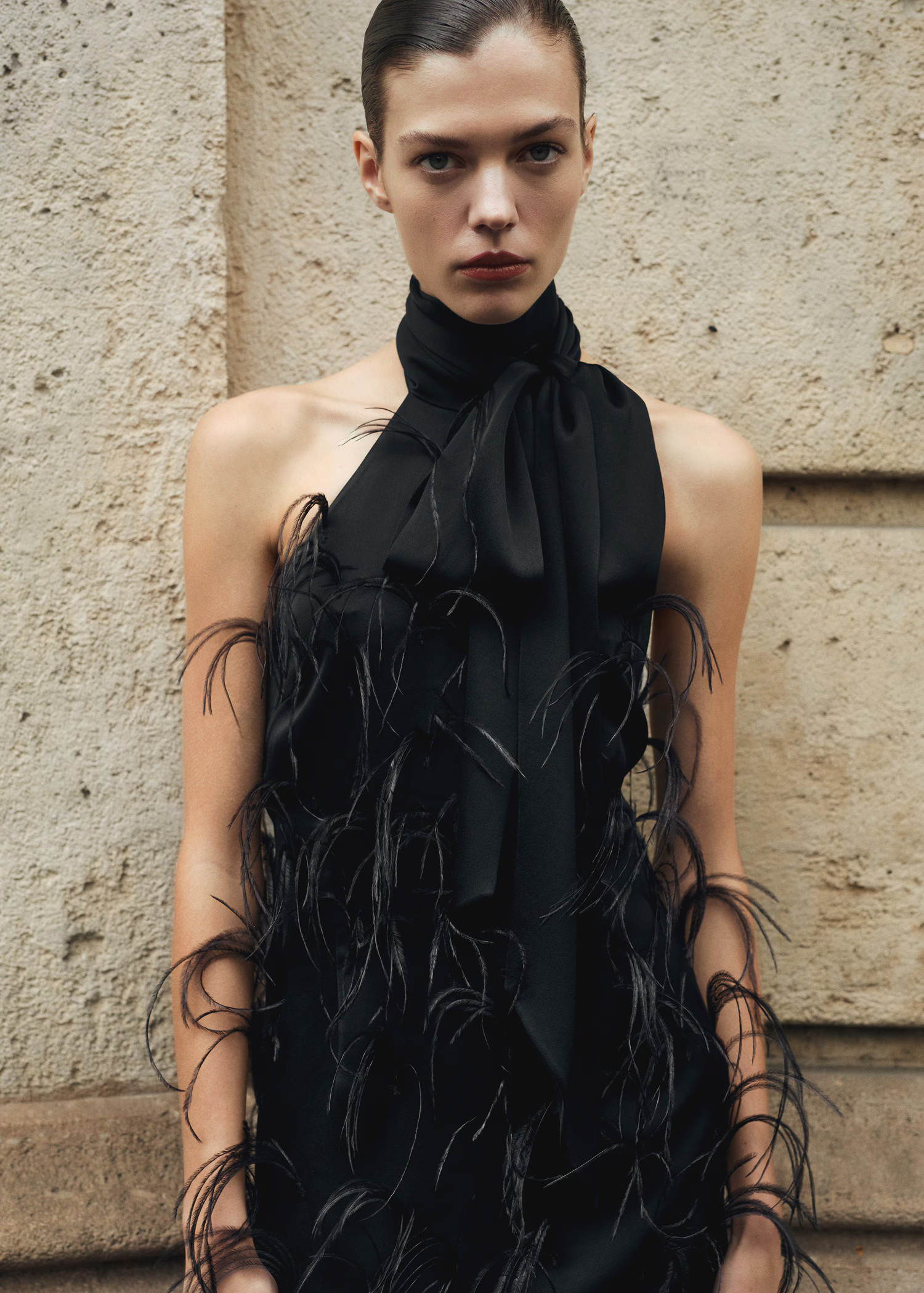 Halter dress with feather decoration | Mango (US/MX/AU)