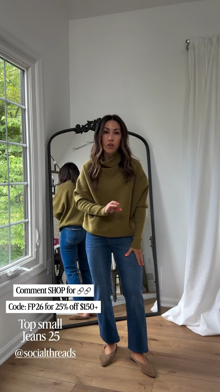 25% off $150+ @socialthreads w/ code FP26. 

Sweater small. Jeans 25.

#LTKOver40 #LTKSaleAlert #LTKPetite