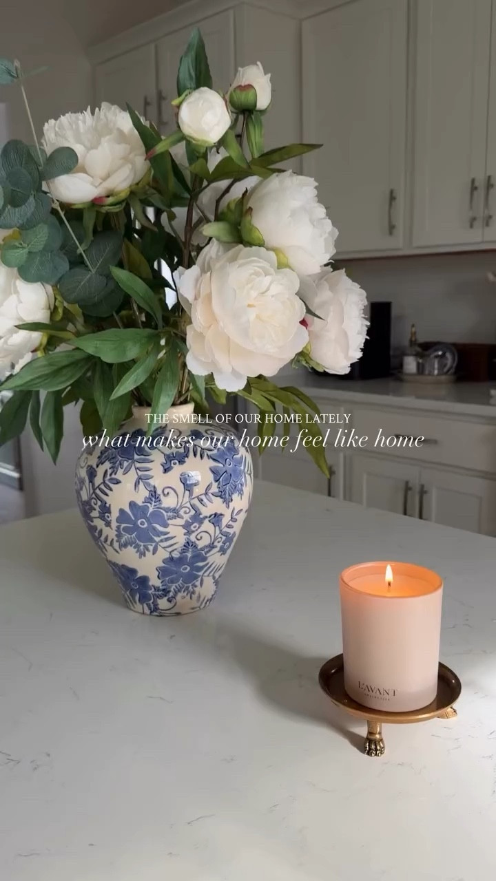 There’s something about the way a home smells that changes everything.🤍

Lately I’ve been leaning into slower routines—cleaning the counters, lighting a candle, just taking a few minutes to reset the space—and it’s made our home feel so much more calm and put together.

I’ve always loved the idea of a signature scent for your home, and this Blushed Bergamot has quickly become ours.

I’ve been using a few pieces from @lavantcollective  and love how simple and elevated everything feels. It’s one of those small upgrades that really makes a difference day to day.

I’ve linked everything in my LTK shop so you can find it all there 🤍 #ad #lavantcollective

.
#classichome #ltkhome #homescents

#LTKHome #LTKdayinmylife #LTKmorningroutine