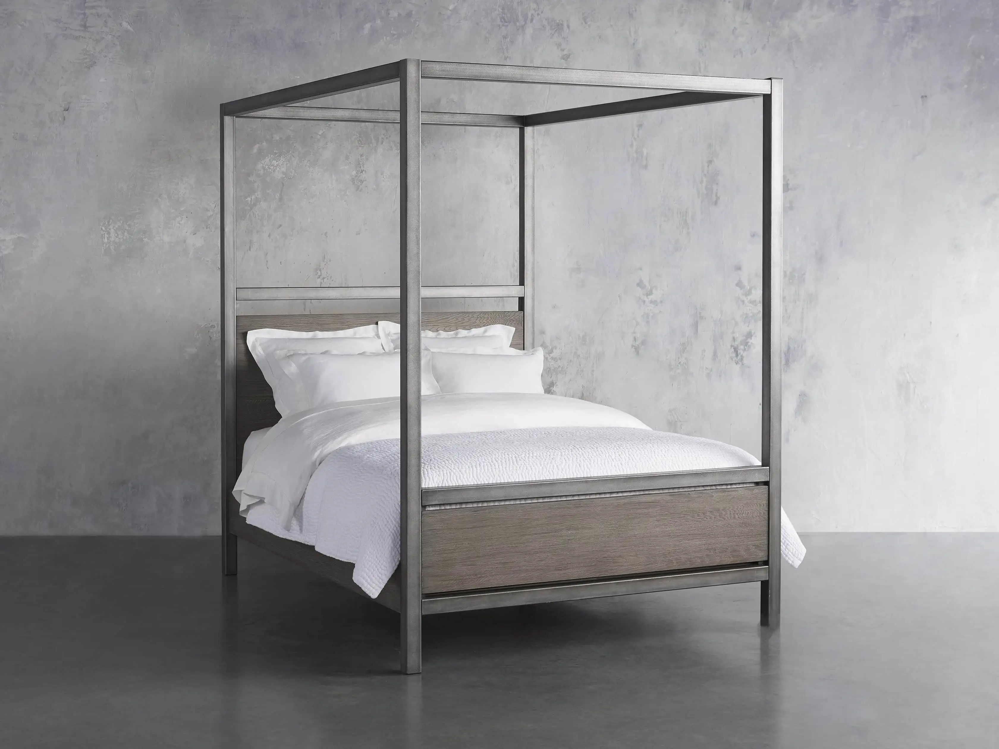 Palmer Queen Canopy Bed | Arhaus