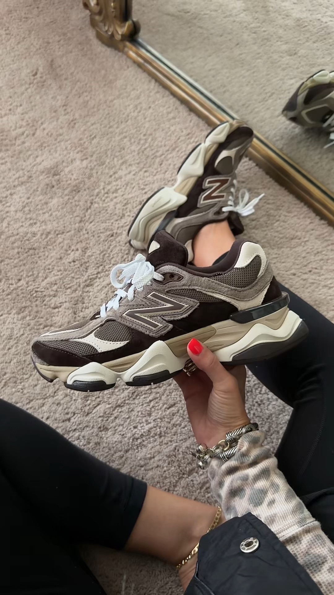 New balance sneakers true to size 
Fall sneakers