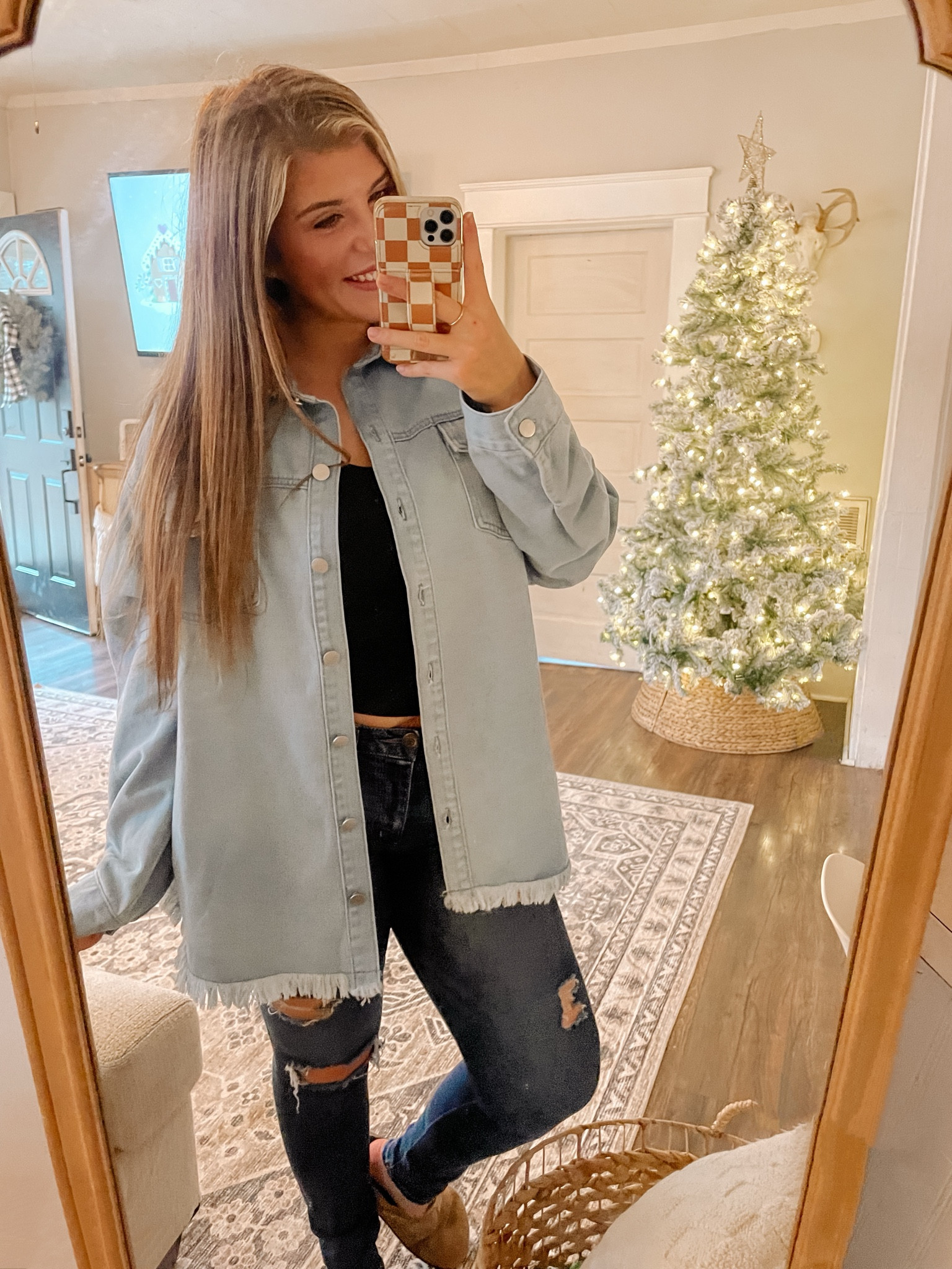 My fav Jean jacket 🤍

#LTKSeasonal #LTKfindsunder50 #LTKmidsize