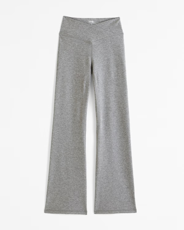 YPB everydaySOFT Curve Love Flare Legging | Abercrombie & Fitch (US)