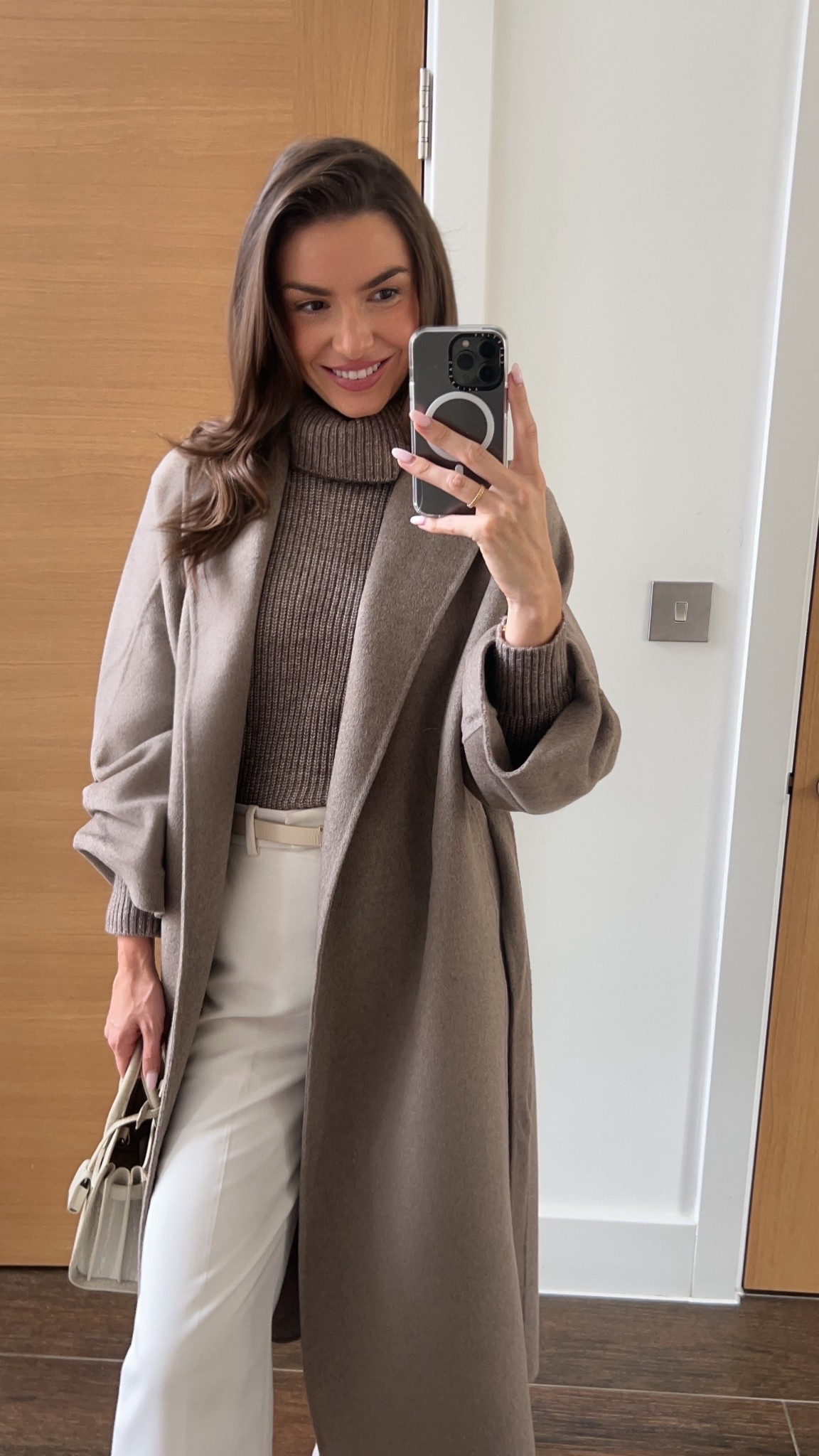 Love this taupe wool coat 

#LTKuk #LTKautumn #LTKwinter
