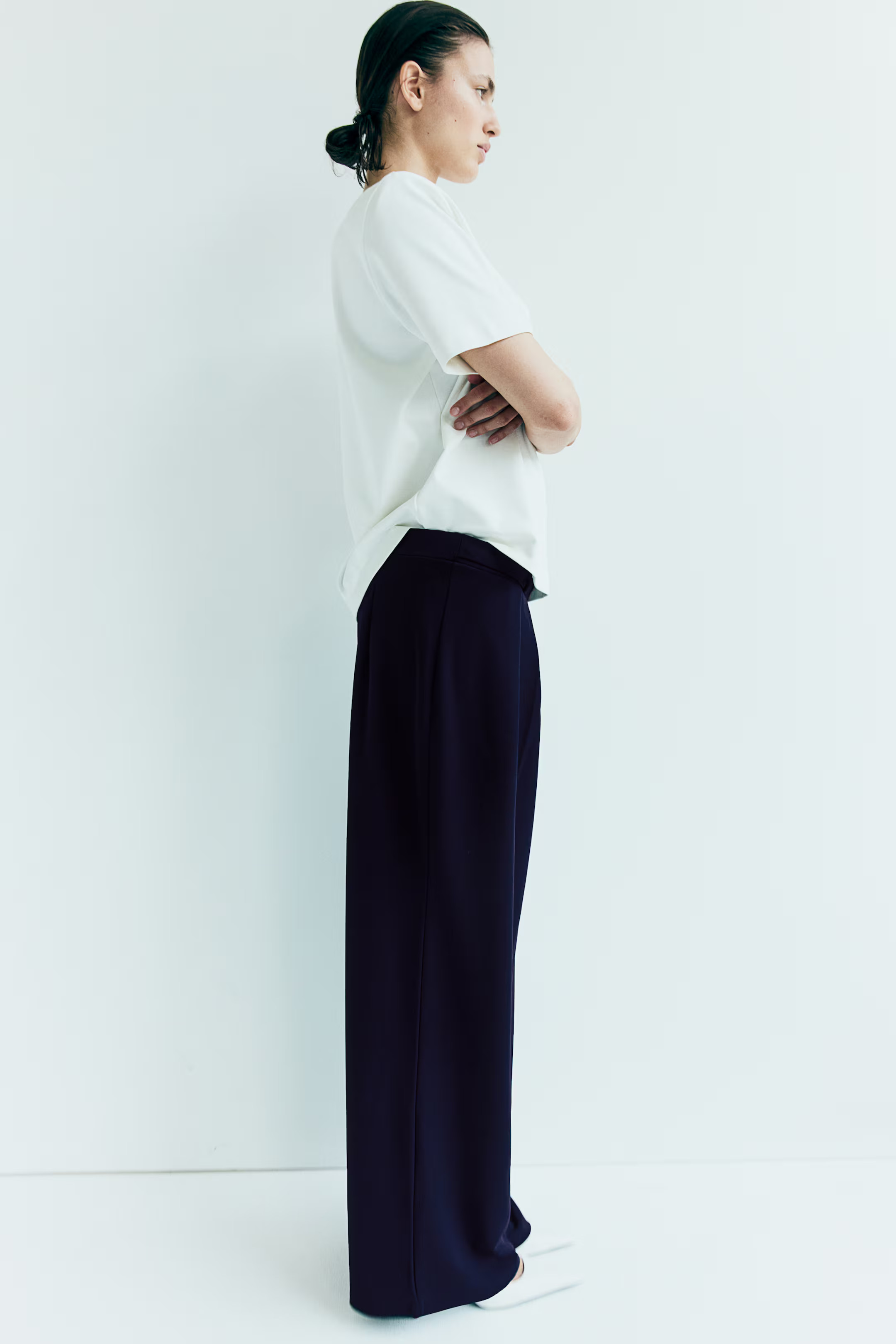 Buckle-detail tailored trousers - High waist - Long - Black - Ladies | H&M GB | H&M (UK, MY, IN, SG, PH, TW, HK)