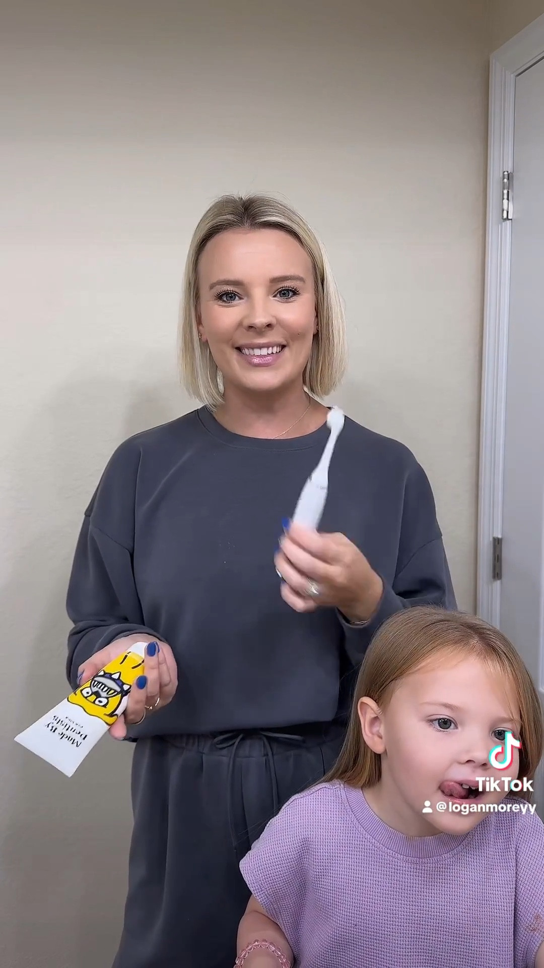 Electric toothbrushes for the kids! Prepares them for the dentist and makes brushing fun, no more just sucking the toothpaste off 😀 sold at target!!
#madebydentists #ad 