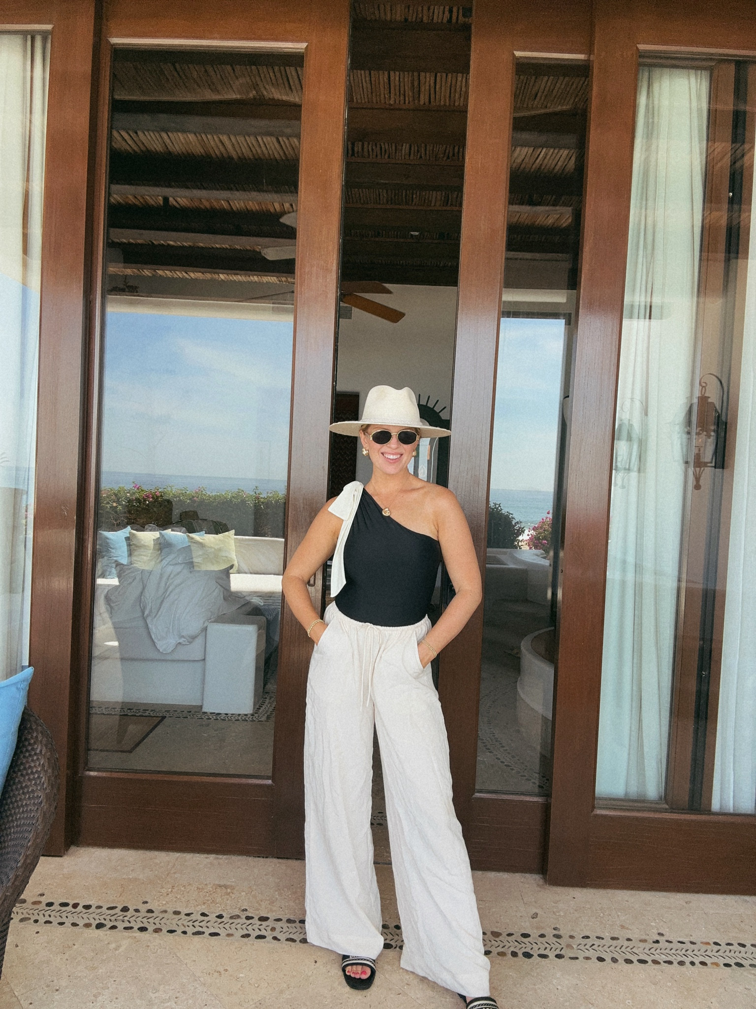 One piece mom swim 
Mom approved swim 

#LTKSwim #LTKFamily #LTKSeasonal