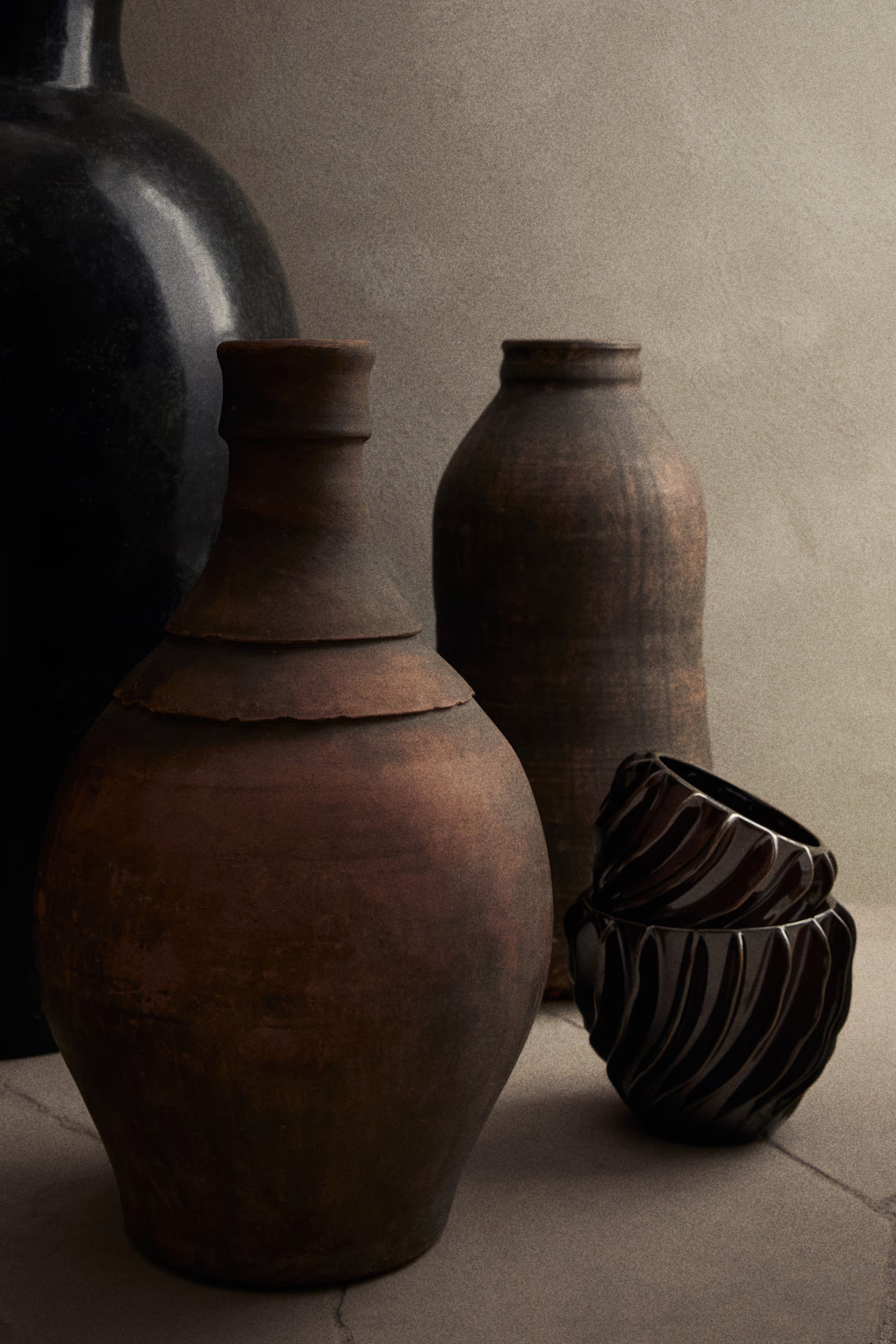 Large Stoneware Plant Pot | H&M (US + CA)