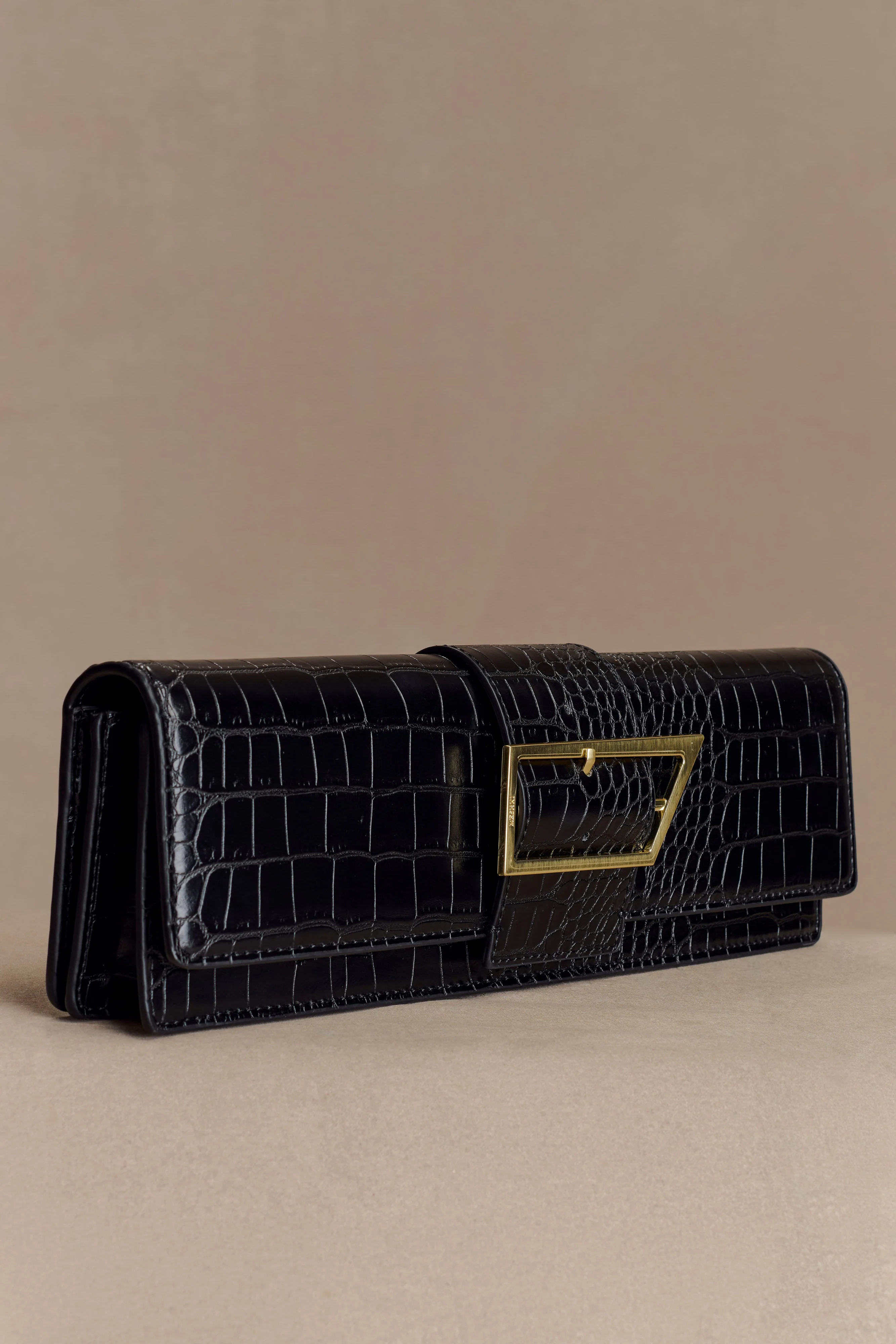 Jessica Faux Leather Crocodile Clutch - Black | Meshki (APAC)