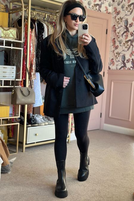 Fit inspo

Anine Bing NY hoodie 
Oversized dad blazer size medium 
Adelphi boots 7.5
Fendi first bag Medium 
Amazon sunglasses
Lululemon Align leggings size 6 

#LTKstyletip #LTKFind #LTKitbag