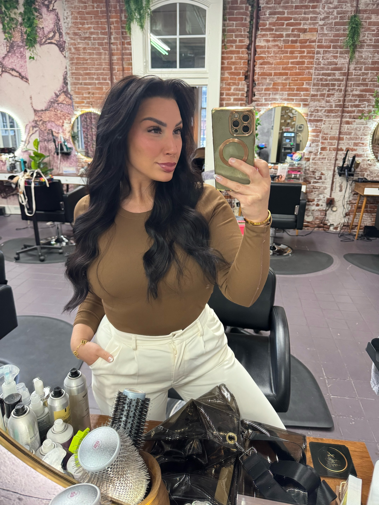 #OOTD as a hairstylist 😇 #hairstylist #midsize #midsizefashion

#LTKStyleTip #LTKMidsize #LTKBeauty