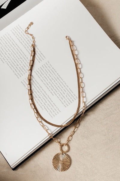 Nylah Layered Necklace in Gold | Böhme US