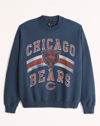 Men's Chicago Bears Graphic Crew Sweatshirt | Men's Tops | Abercrombie.com | Abercrombie & Fitch (US)