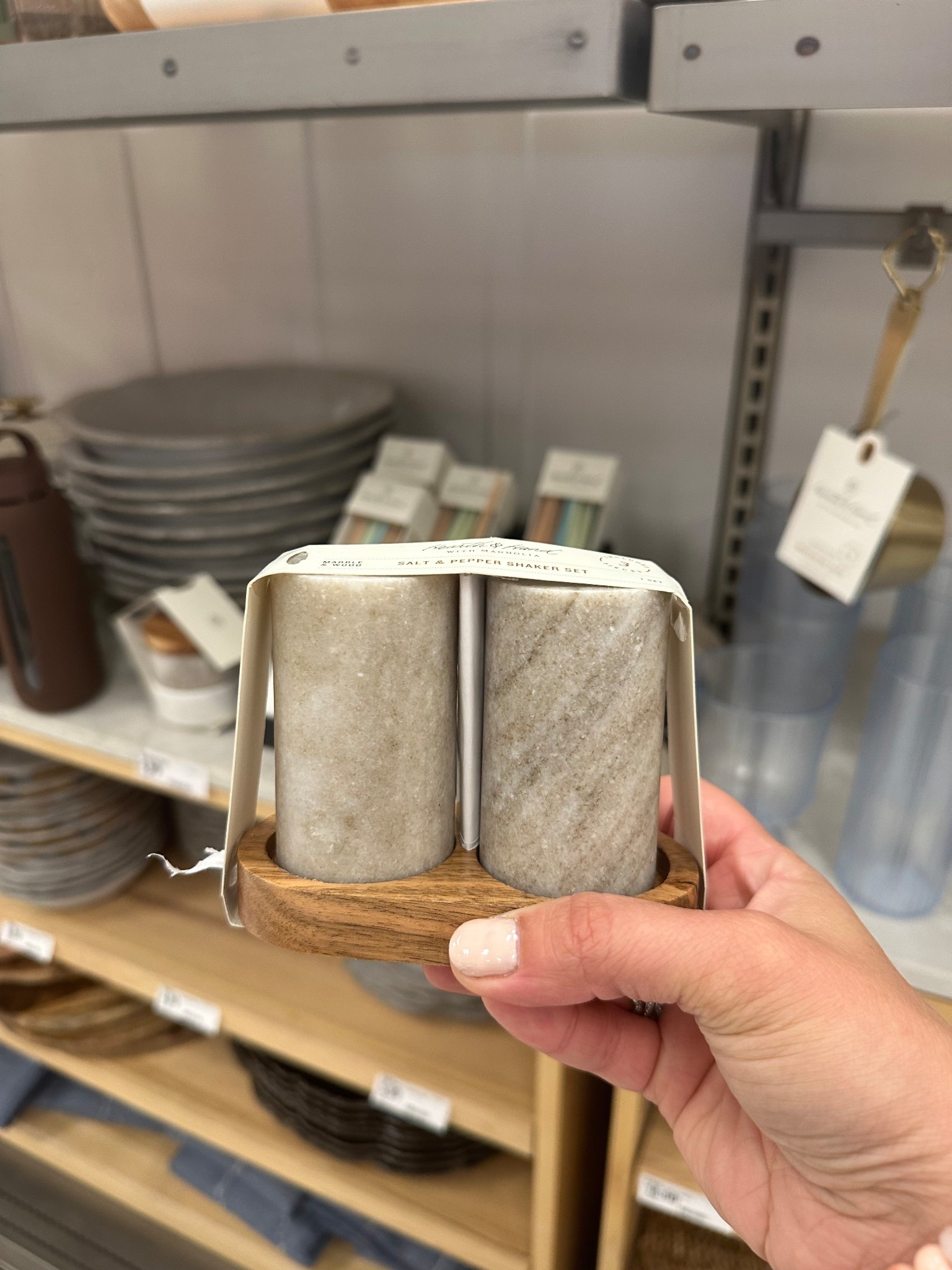 Hearth and Hand marble salt & pepper shakers!

#LTKFallSale #LTKSaleAlert #LTKHome